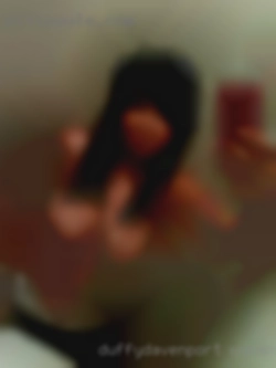 DuffyDavenport woman's looking for slaves